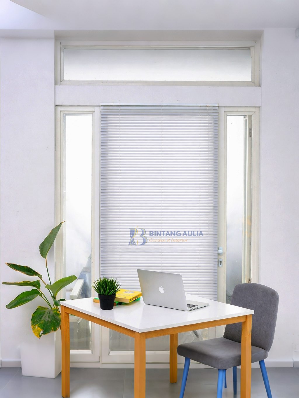 venetian blind