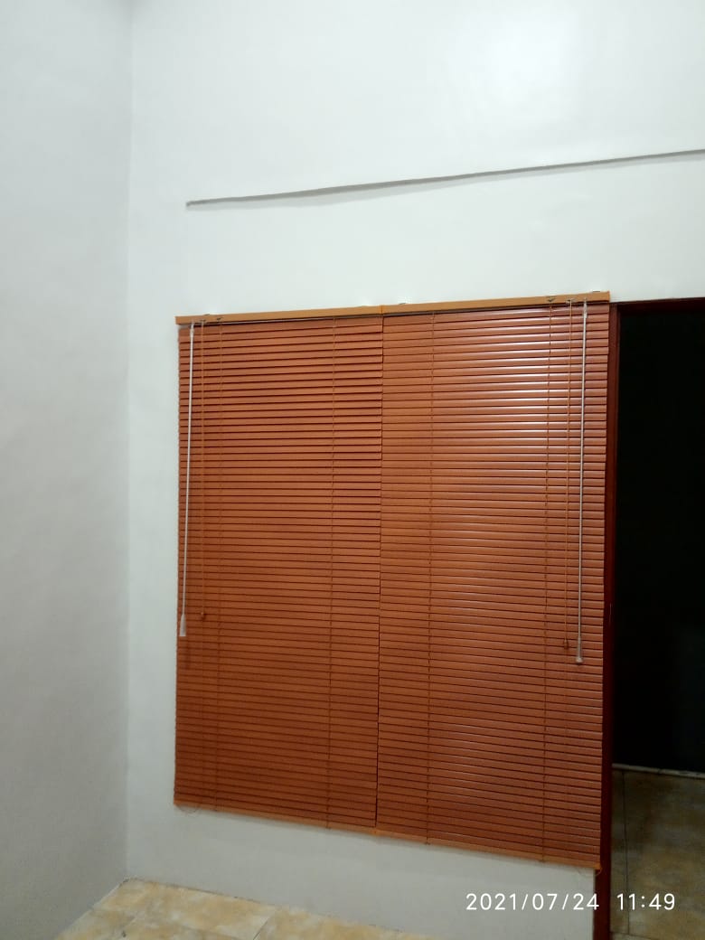 pemasangan horizontal/venetian blind di rempoa