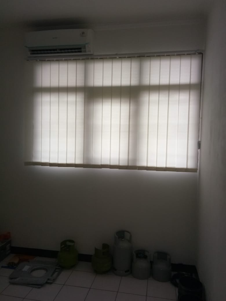 pemasangan vertical blind di cisauk